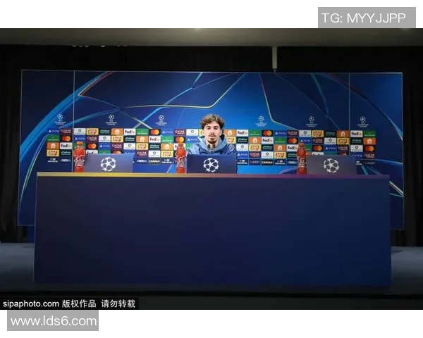 足球明星名字接诗的创意游戏让我们一起感受球场魅力与诗意之美